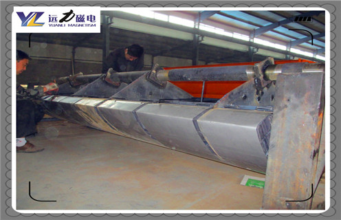 永磁磁選機,鳳城永磁磁選機的磁力_磁場強度能用多長時間_工作原理型號_鳳城永磁磁選機的磁力場強分布圖 永磁磁選機,鳳城永磁磁選機的磁力_磁場強度能用多長時間_工作原理型號_鳳城永磁磁選機的磁力場強分布圖