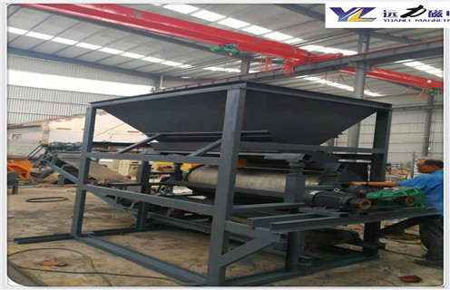 輥式磁選機,輥式磁選機的生產要注意細節問題_鐵礦選礦輥式磁選機的生產要注意細節問題磁場一般為多少_磁塊如何排列 輥式磁選機,輥式磁選機的生產要注意細節問題_鐵礦選礦輥式磁選機的生產要注意細節問題磁場一般為多少_磁塊如何排列