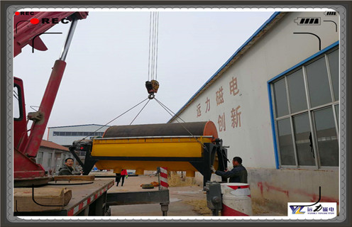 濰坊濕式磁選機(jī)廠家,濕式磁選機(jī)性能優(yōu)劣一試便知_工作原理_釩鈦鐵礦濰坊濕式磁選機(jī)廠家,濕式磁選機(jī)性能優(yōu)劣一試便知型號參數(shù)及磁場強(qiáng)度 濰坊濕式磁選機(jī)廠家,濕式磁選機(jī)性能優(yōu)劣一試便知_工作原理_釩鈦鐵礦濰坊濕式磁選機(jī)廠家,濕式磁選機(jī)性能優(yōu)劣一試便知型號參數(shù)及磁場強(qiáng)度