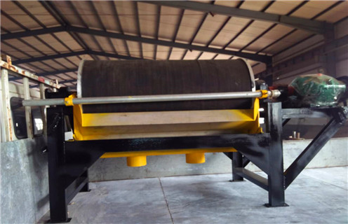 干式磁選機(jī),礦山干式磁選機(jī)_跑礦原因_錳礦礦山干式磁選機(jī)一般是多少_生產(chǎn)廠家 干式磁選機(jī),礦山干式磁選機(jī)_跑礦原因_錳礦礦山干式磁選機(jī)一般是多少_生產(chǎn)廠家