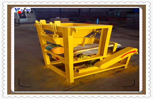 輥壓磁選機,水泥輥壓磁選機廠家大膽革新發(fā)展_水泥輥壓磁選機廠家大膽革新發(fā)展磁場一般為多少_磁塊如何排列 輥壓磁選機,水泥輥壓磁選機廠家大膽革新發(fā)展_水泥輥壓磁選機廠家大膽革新發(fā)展磁場一般為多少_磁塊如何排列