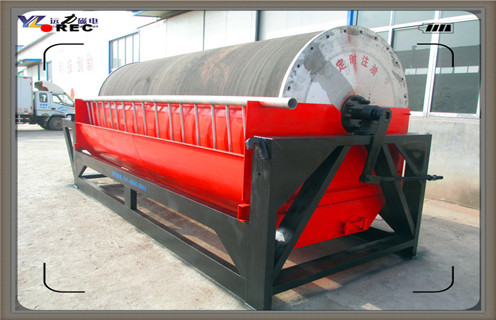 鐵礦磁選機，河北鐵礦磁選機多少錢1臺_河北鐵礦磁選機多少錢1臺發(fā)展工作視頻皮帶及結(jié)構(gòu)價格