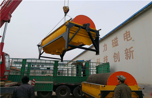 永磁筒式磁選機(jī)，云南永磁筒式磁選機(jī)廠(chǎng)家_遠(yuǎn)力云南永磁筒式磁選機(jī)廠(chǎng)家的結(jié)構(gòu)磁場(chǎng)分布圖