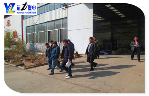 平板磁選機(jī)，青海平板磁選機(jī)皮帶老跑偏_青海平板磁選機(jī)皮帶老跑偏永磁排列圖工作原理_選礦規(guī)格參數(shù)及執(zhí)行標(biāo)準(zhǔn)